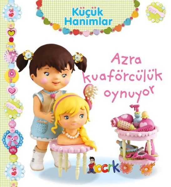 Azra Kuaförcülük Oynuyor Küçük Hanımlar
